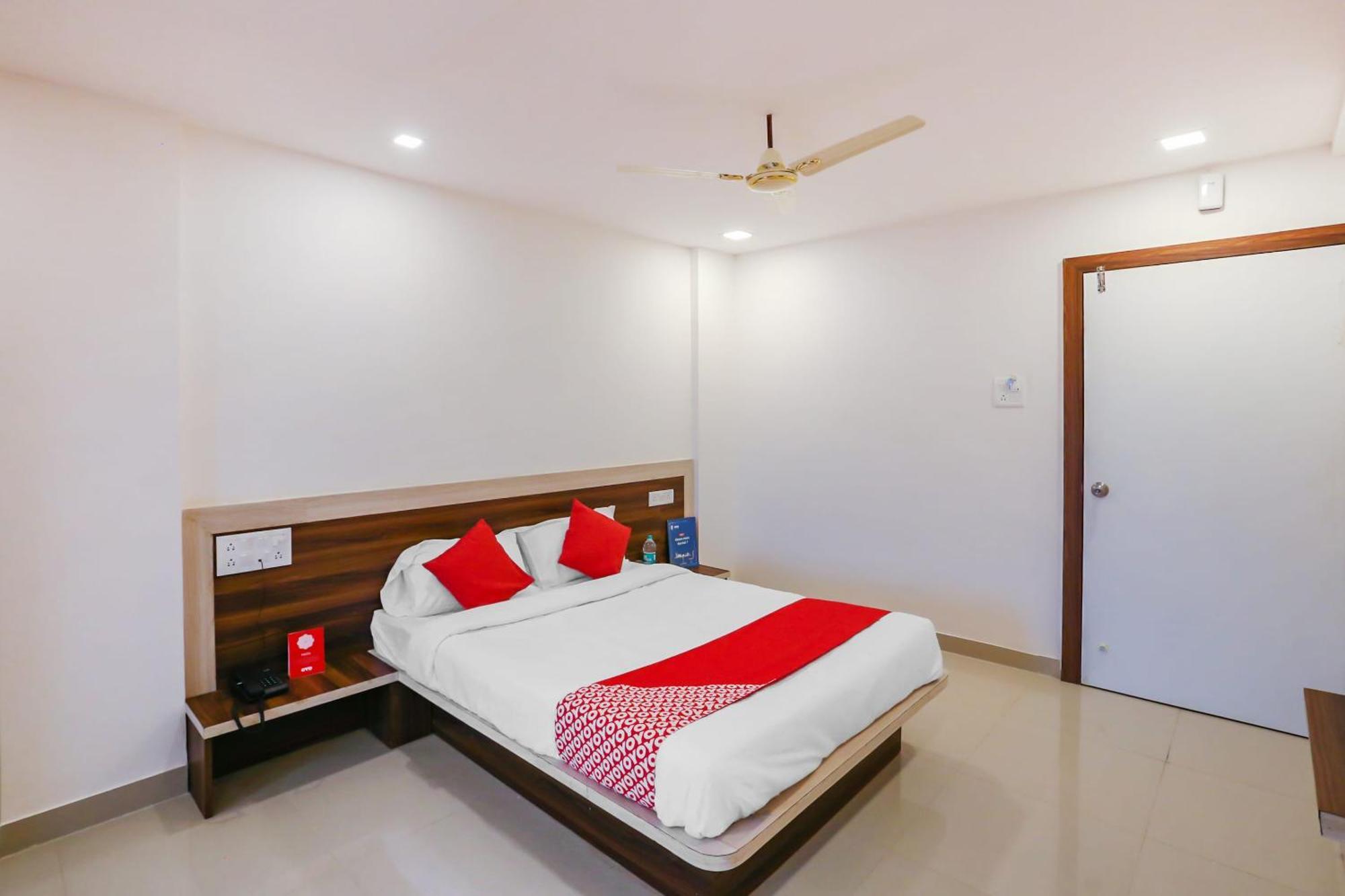 Hotel O Pingara Executive Phursungi 外观 照片