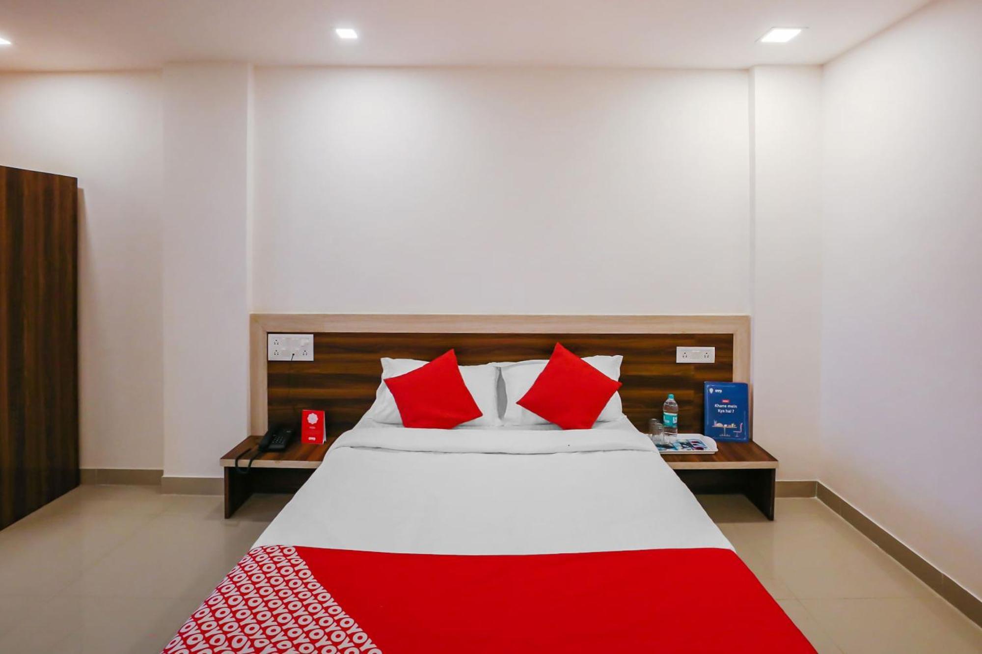 Hotel O Pingara Executive Phursungi 外观 照片