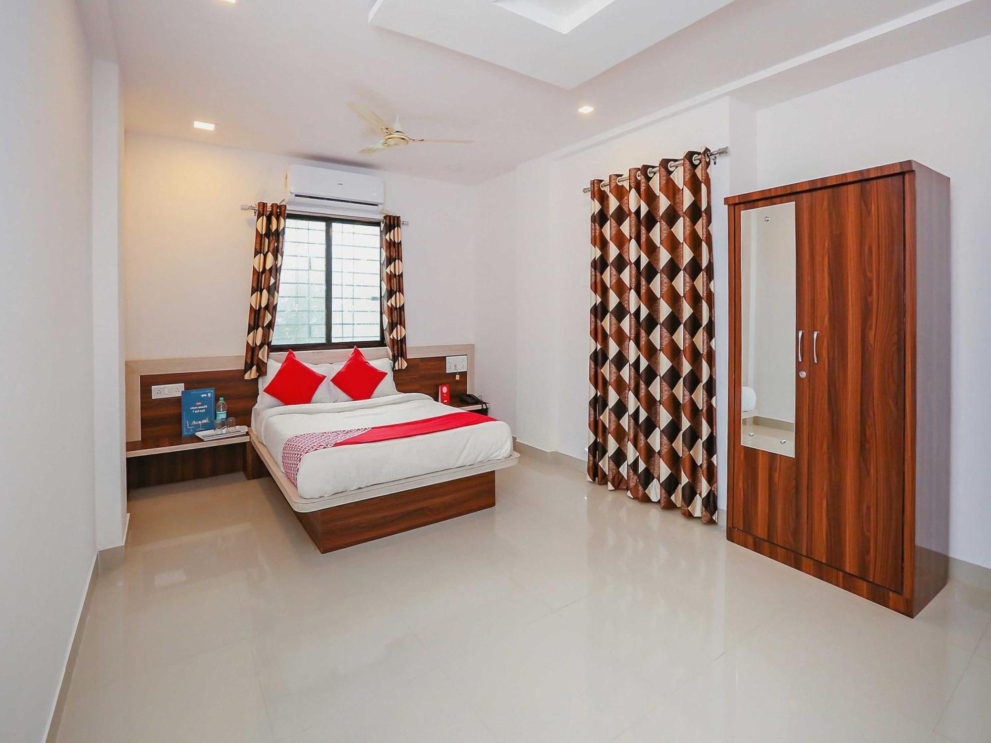 Hotel O Pingara Executive Phursungi 外观 照片